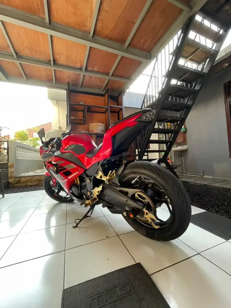 Ninja 250 2015 // bintang dewata motor // - Image 2 of 4
