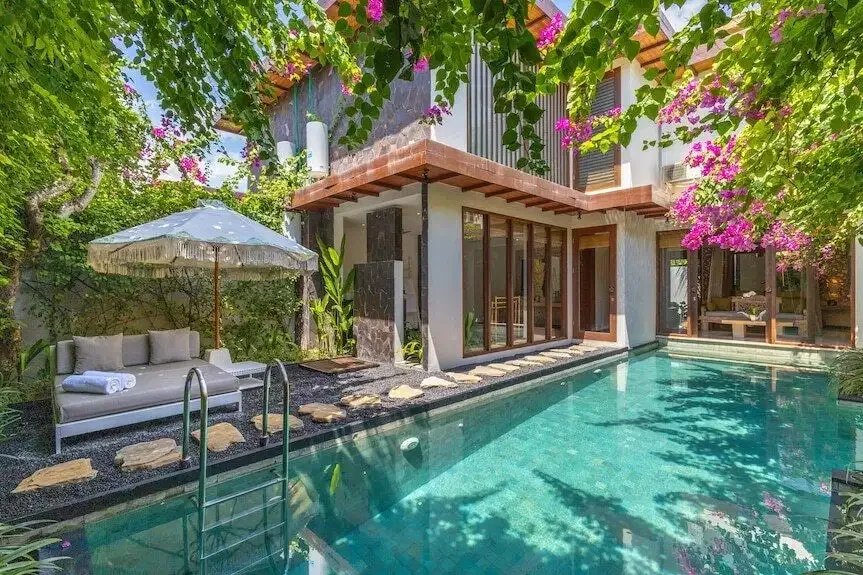 Villa Mewah Pantai Purnama, Harga Terjangkau - Image 1 of 10