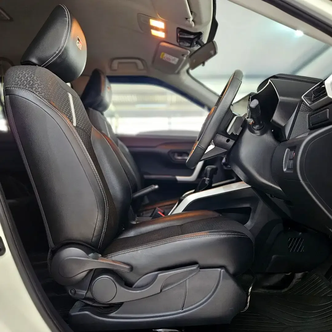 [2021] DP 7jt! Raize GR Sport 1.0 Turbo matic 2021 LowKM bkn TSS 2022 - Image 6 of 10
