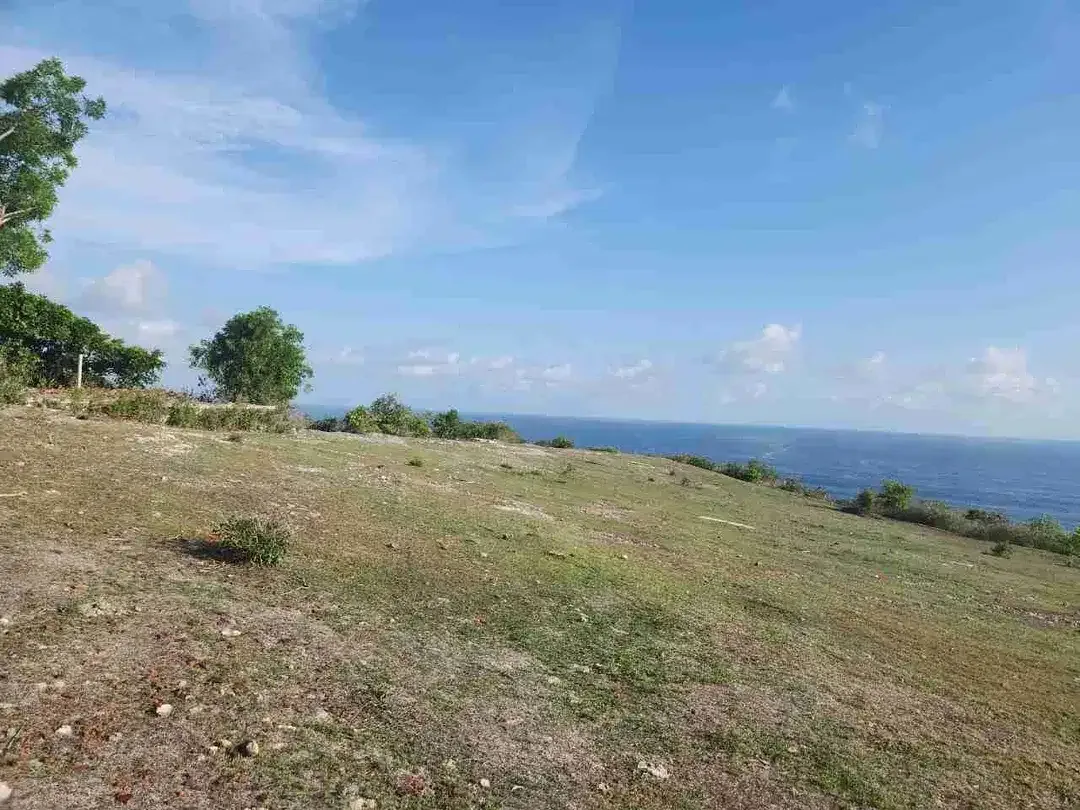 Tanah Tebing Pantai Melasti Dekat Karma Kandara - Image 2 of 10