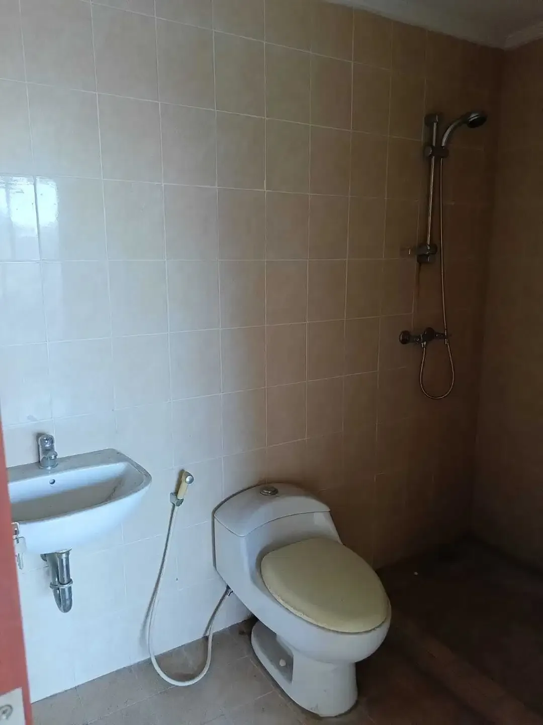 Dijual Rumah Minimalis 2 Lantai di Gatsu Denpasar - Image 5 of 9
