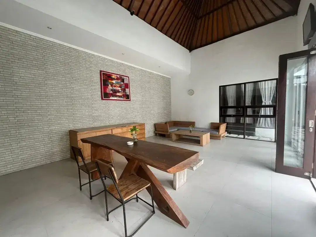 Fully Furnished 3-Bedroom Villa For Rent Near Pro-Ed School, Umalas - Image 3 of 10