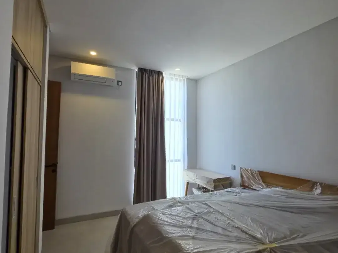 DI JUAL VILLA AREA NUSA DUA BALI DEKAT PINTU TOLL FULL FURNISH - Image 4 of 10