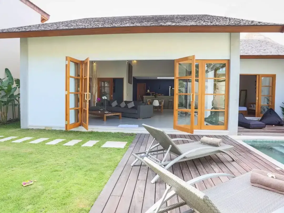 ID:H-149 Disewakan Luxury Villa Umalas Kerobokan Bali Dekat Seminyak Kuta  Denpasar Canggu - Image 2 of 10
