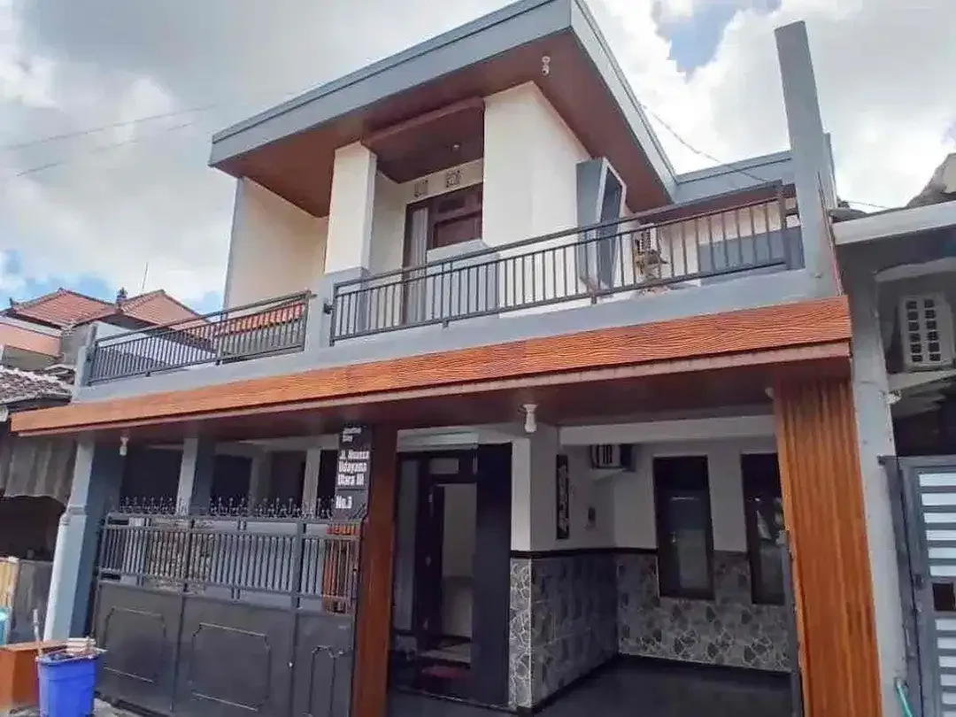 Rumah MURAH 2 Lantai Dekat Club Jimbaran Taman Griya - Image 1 of 10