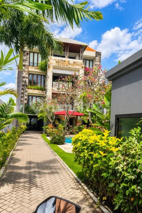 Langka! Hidden Gem Apartemen 2 Bedroom di Kayu Aya - Strategis - Image 1 of 4