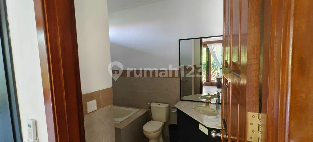Disewakan Villa Dekat Hyatt Sanur - Image 4 of 4