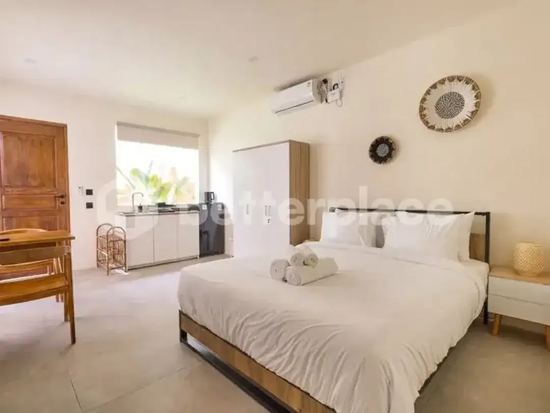 Fully Operational 9-Unit Boutique Villa Complex in Berawa, Canggu - Image 3 of 10