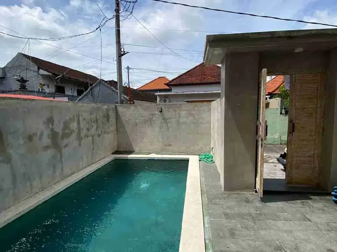 BRAND NEW VILLA AVAIABLE 2 UNIT DI PADONAN DALUNG KUTA UTARA BADUNG - Image 1 of 10