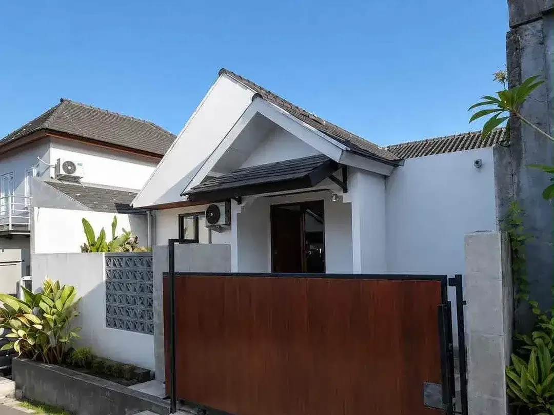 Rumah Minimalist Modern Siap Huni di Kori Nuansa Jimbaran - Image 1 of 10