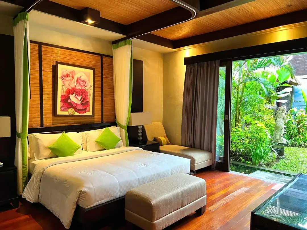 Villa Mewah 250 Meter Dari Pantai Seminyak Bali - Image 9 of 10