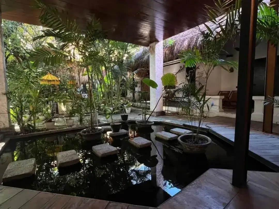 Villa 6 Bedroom Leasehold 25 thn di Seminyak , Pink Zone & IMB Lengkap - Image 8 of 9