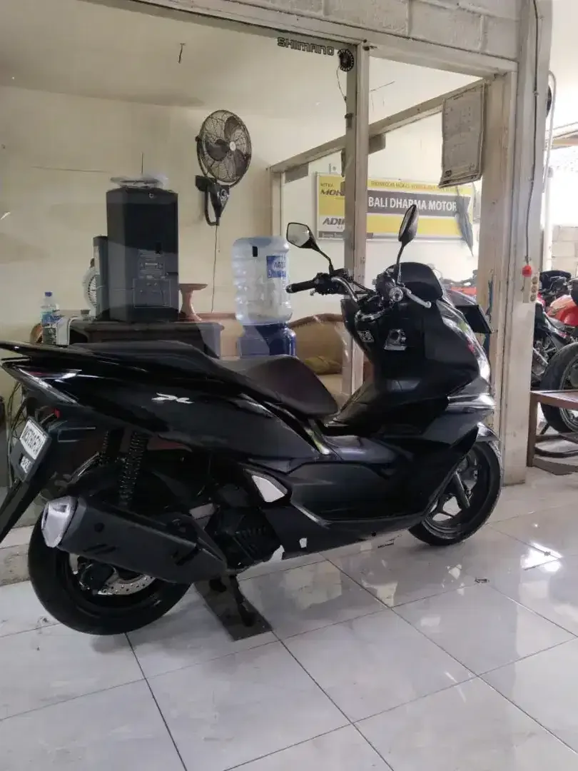 DP 500K / BUNGA MENURUN 2% HONDA PCX 160 CBS TAHUN 2023 - Image 4 of 7