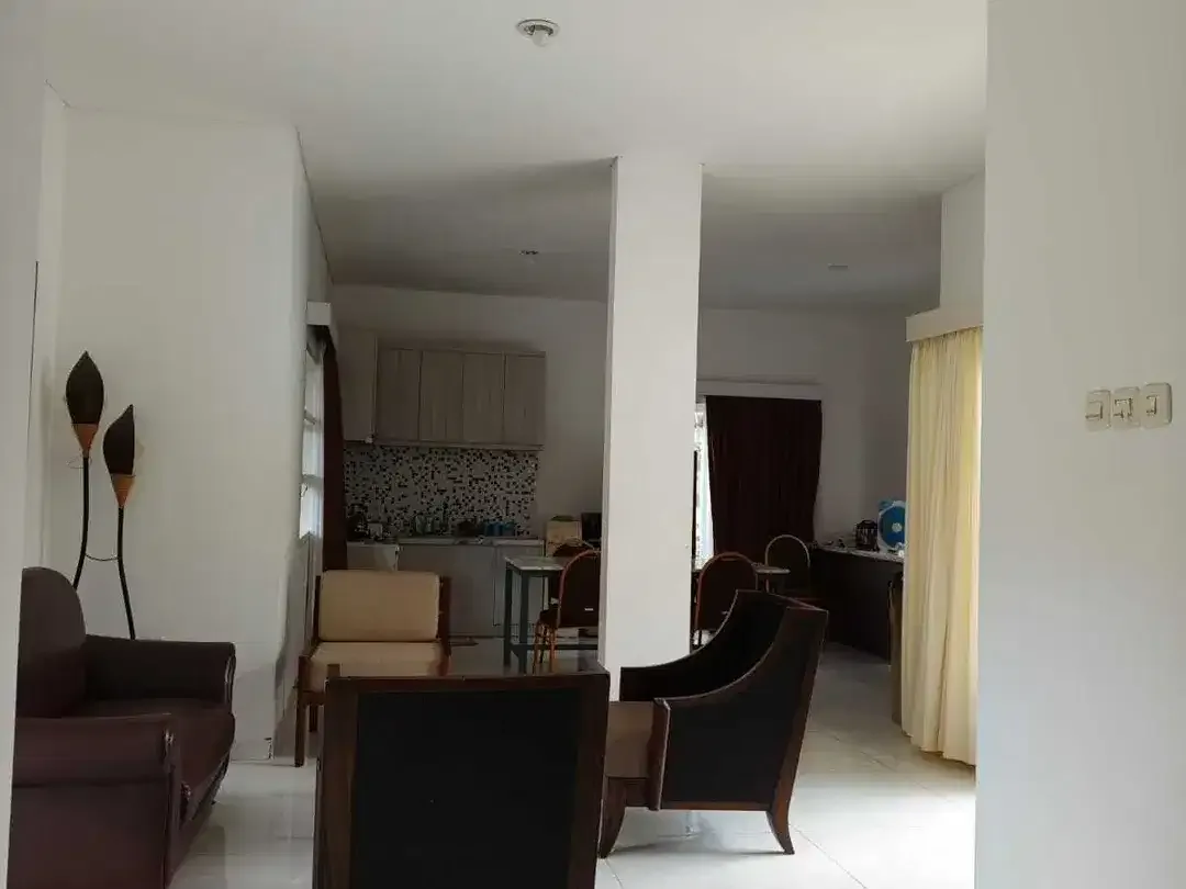FOR SALE RUMAH SEMI VILLA PRIVAT POOL 4BR FURNISHED JIMBARAN - Image 8 of 10