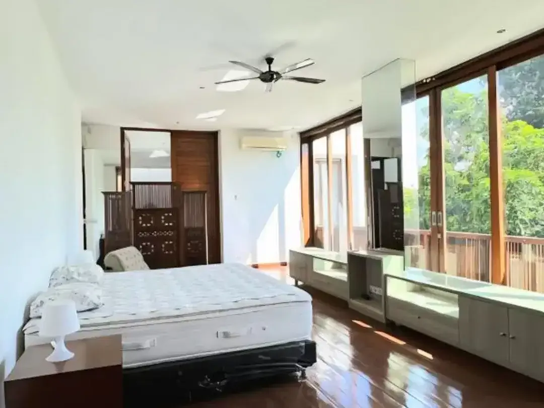 VILLA 4BR SHM DI TANJUNG SANUR KAUH DENPASAR - Image 7 of 10