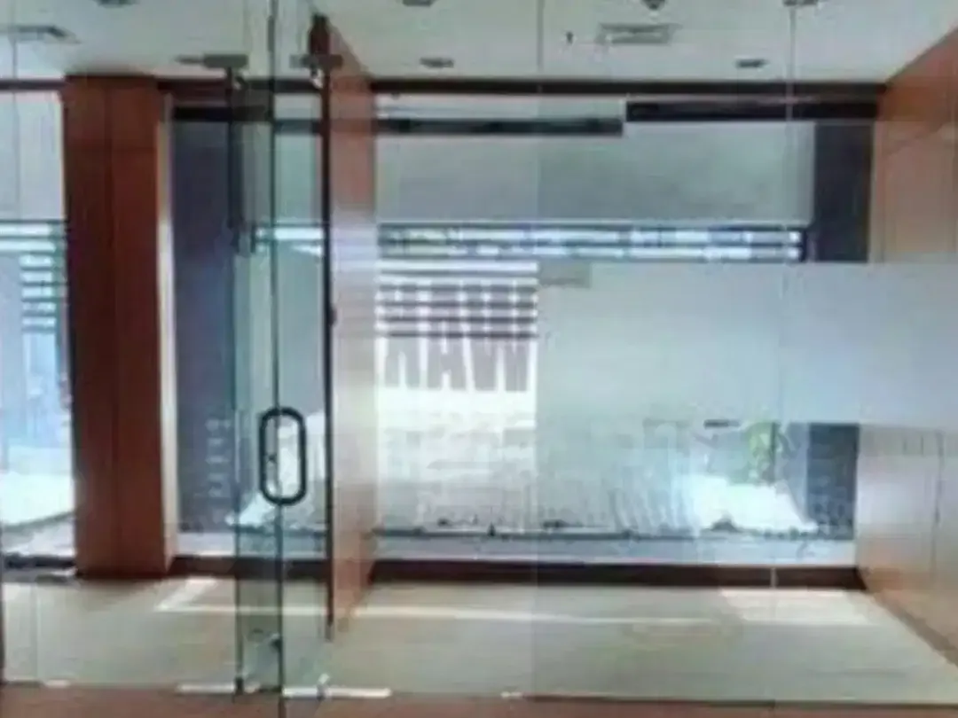 RUKO STRATEGIS 4 LANTAI DI TEUKU UMAR PEMECUTAN KLOD DENPASAR - Image 4 of 10