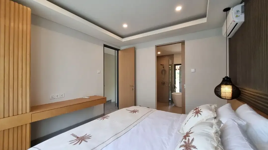 Villa 3 kamar, 5 mnt ke Pantai Jimbaran Bali: Summerfield Type Breeze - Image 8 of 10