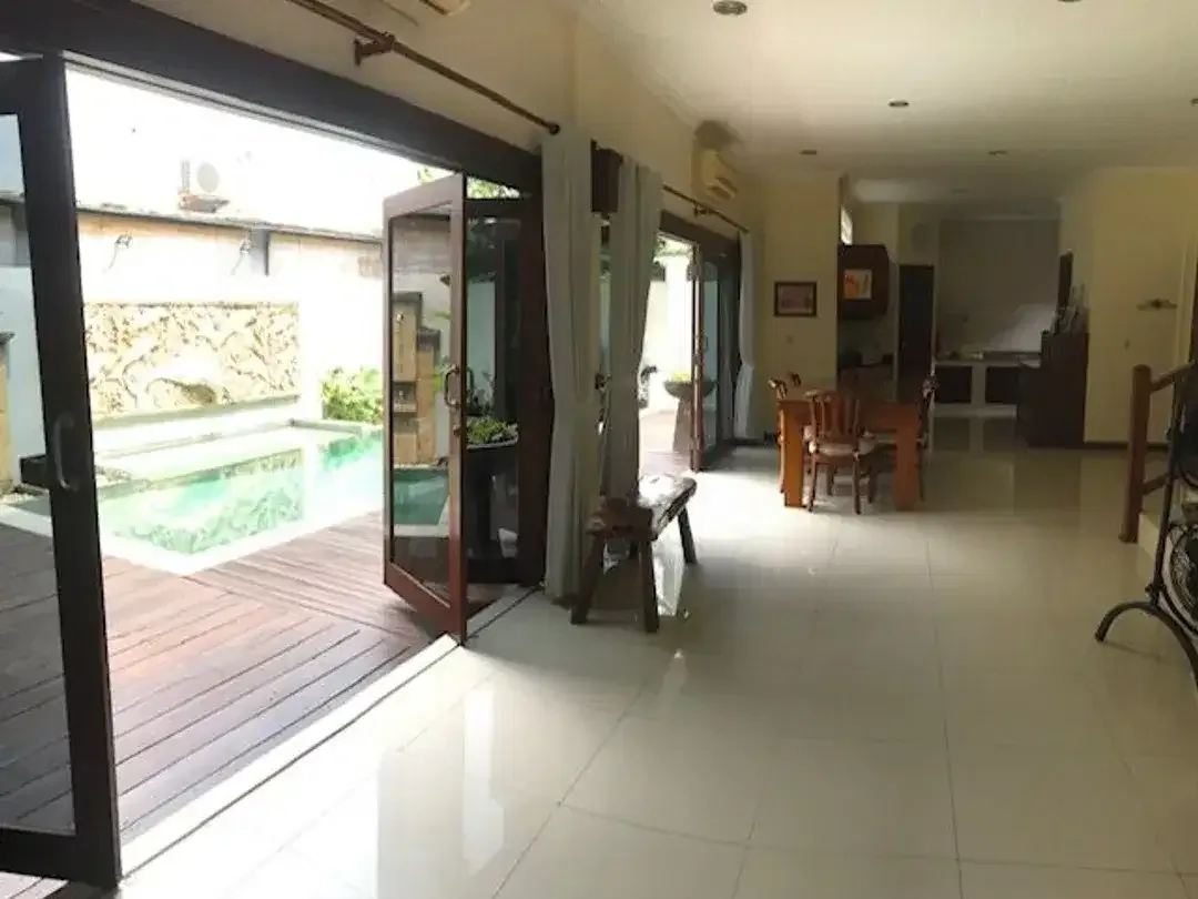 Prime Location! Villa 4 Bedrooms Lokasi Central Petitenget, Seminyak - Image 8 of 10