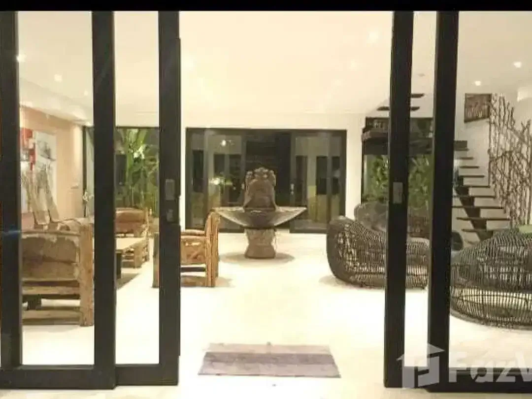 6 Bedroom Villa for sale in Tegallalang, Bali - Image 3 of 10