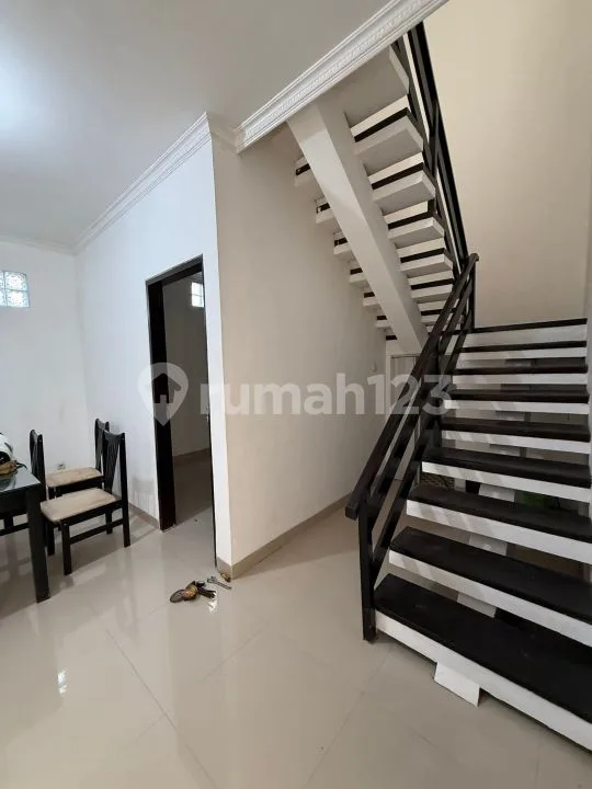 Rumah Tinggal 4 Kamar Tidur 2 Lantai - Pedungan, Denpasar Selatan - Image 3 of 4