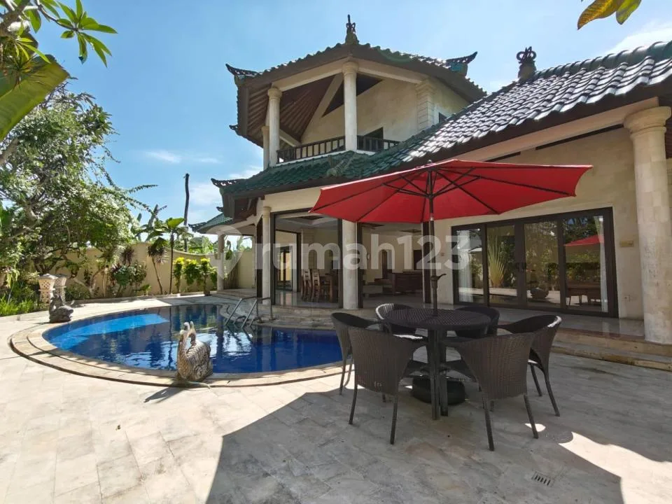 Yearly Rental, 3 Bedrooms Villa With Ocean View & Walking Distance To Keramas Beach, Gianyar - Image 1 of 4