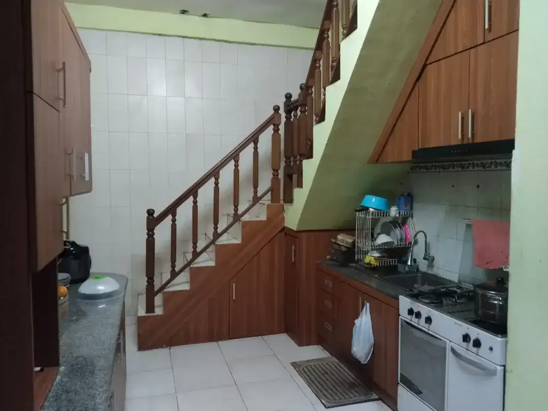 Rumah 2 Lantai Area Denpasar Lokasi Strategis dan Harga Terjangkau - Image 10 of 10