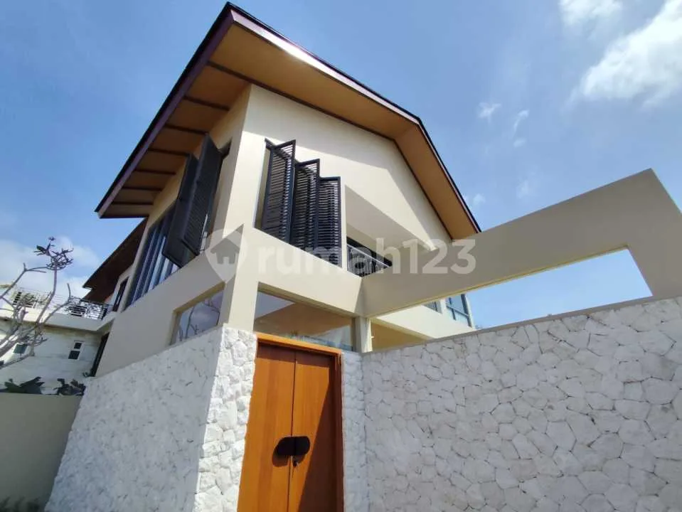 HIGH RENTAL RETURN Summerfield 3Br Exclusive Villa Jimbaran Bali Private Pool Tropical Design Near Ayana Rock Bar - Image 3 of 4