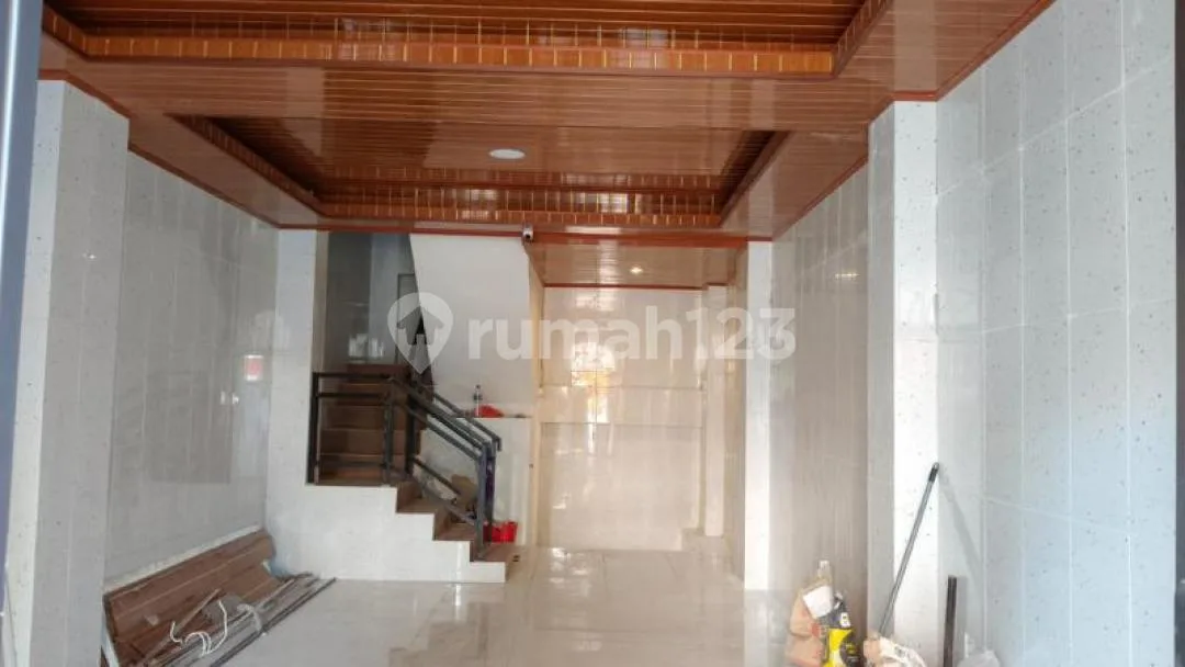 Rukan 4 Lantai Modern Strategis Diponegoro Denpasar - Image 2 of 4