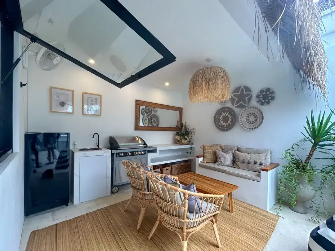 Villa Boho 2 Kamar Tidur dengan Furnish Lengkap di Seminyak Bali, Dijual Hak Sewa - Image 3 of 10