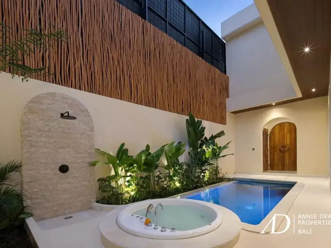 LEASEHOLD | MODERN TROPICAL 3-BEDROOM VILLA IN TUMBAK BAYUH (NEAR CANGGU) - Image 3 of 10