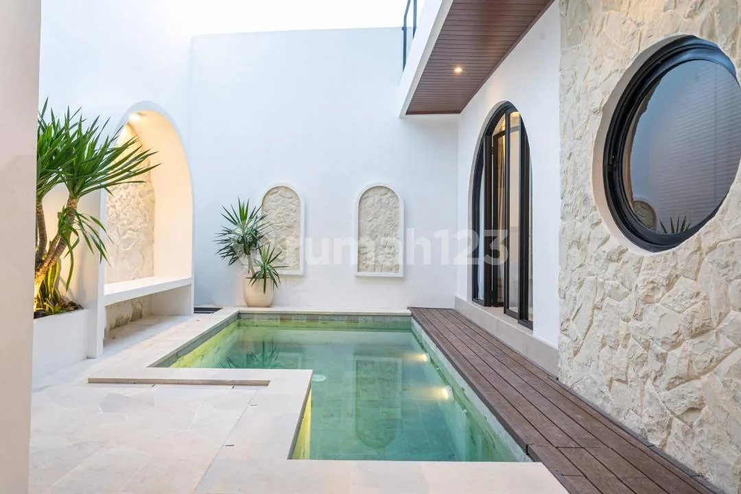 Villa Jalan Gemitir Biaung Denpasar Timur Full Furnished - Image 3 of 4