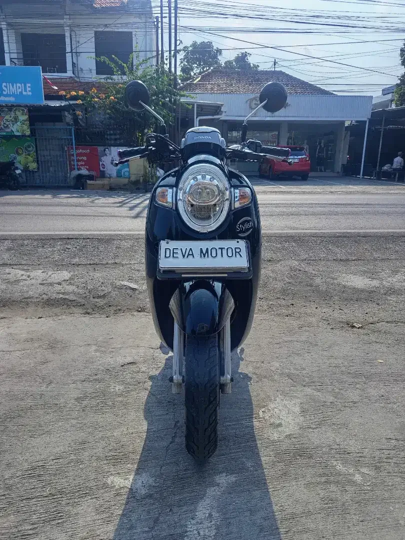 Scoopy 2018 hitam Deva motor DP 2 juta - Image 7 of 7