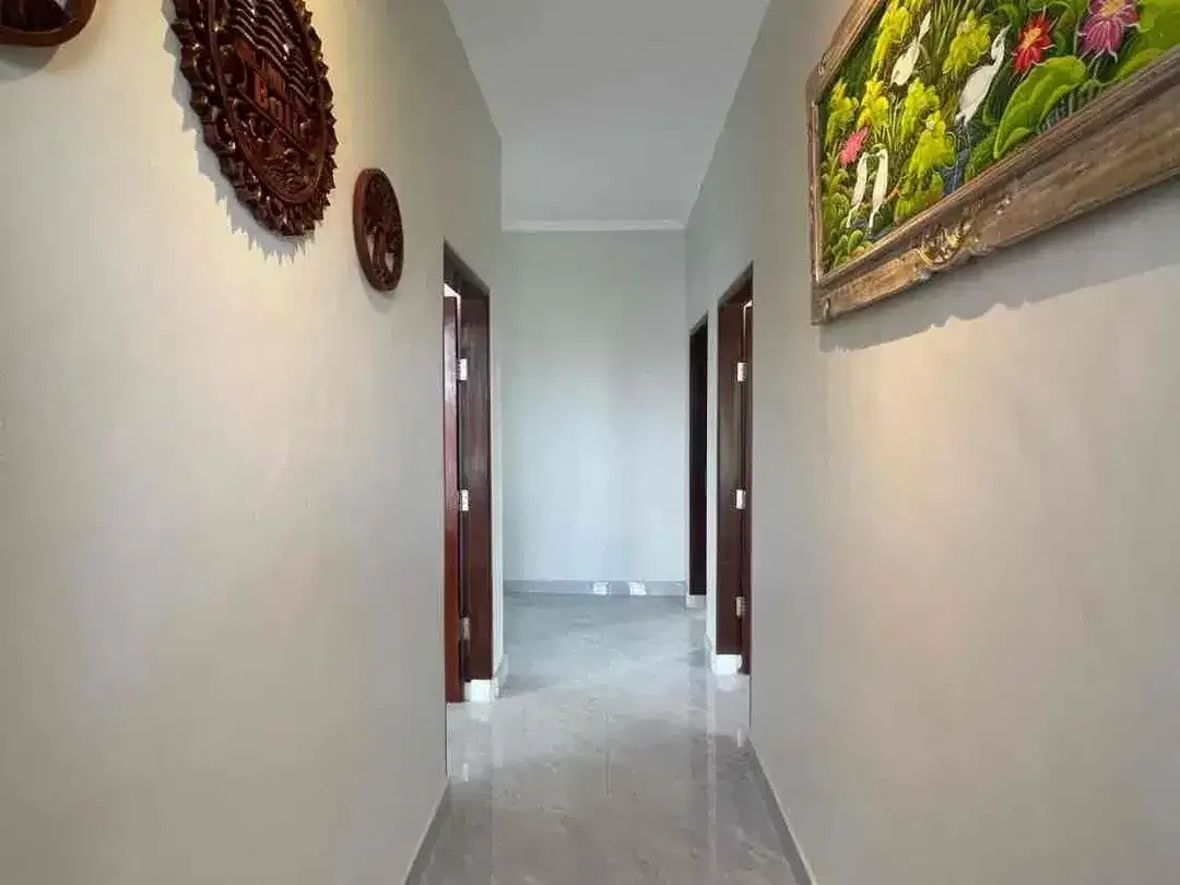 Semi Villa for sale in the heart of KEROBOKAN BALI - Image 7 of 10