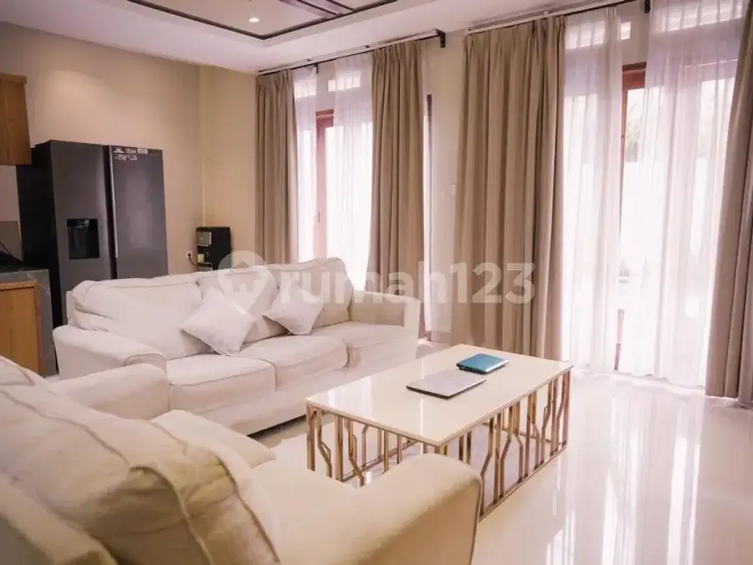 Disewakan Villa Ekslusif 4 Kamar Tidur Area Sejuk Nusa Dua - Image 2 of 5