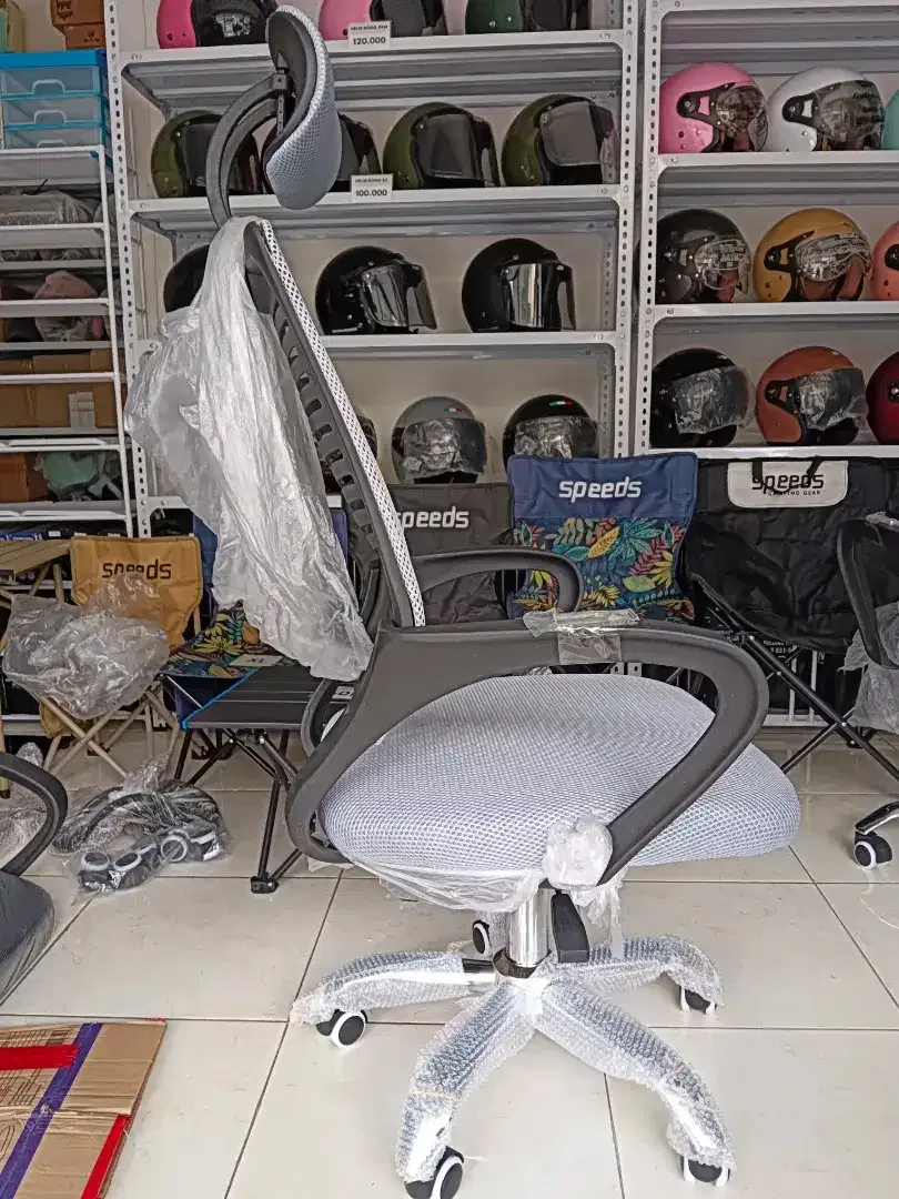 Kursi Kantor/Belajar/Kerja Hidrolik Putar Ergonomis Sandaran Kpala-Abu - Image 7 of 7