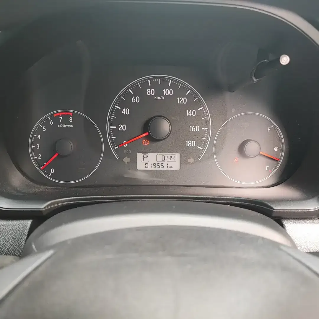 Honda Brio 2023 Low KM Asli Bali - Image 6 of 7