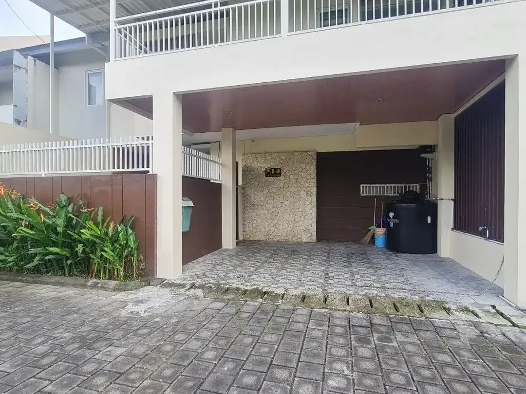 Disewakan Rumah Modern Konsep Villa di Jimbaran – Strategis & Ideal untuk Investasi - Image 3 of 10