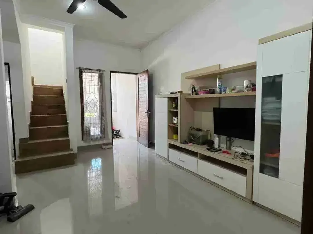 Dijual Rumah 2 Lantai di Renon Denpasar, 2 KT, SHM - Image 2 of 9