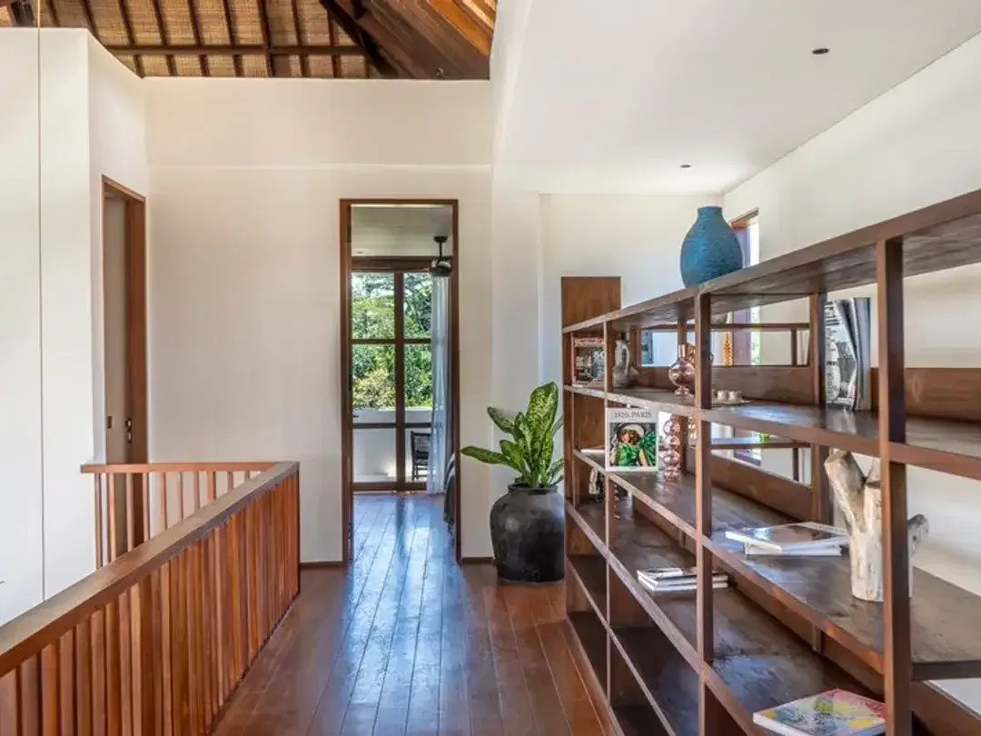 Leasehold - Elegant 6-Bedroom Luxury Villa with Private Pool in Nyanyi, Tabanan, Bali - Image 5 of 10