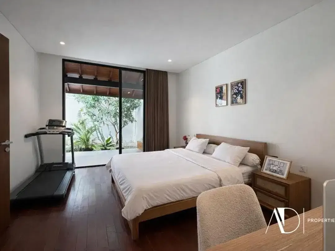 FREEHOLD / LEASEHOLD | SINGLE-LEVEL 2-BEDROOM VILLA IN PRIME SEMINYAK - Image 4 of 5