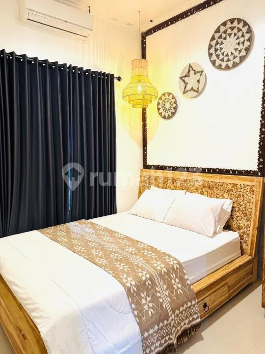 Rumah Furnished Dekat Jl Raya Padonan, Club dan Pantai di Canggu - Image 2 of 4