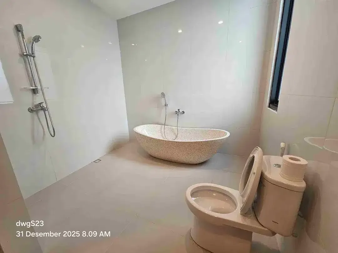 dijual villa baru lantai 2 tububeneng canggu - Image 9 of 10