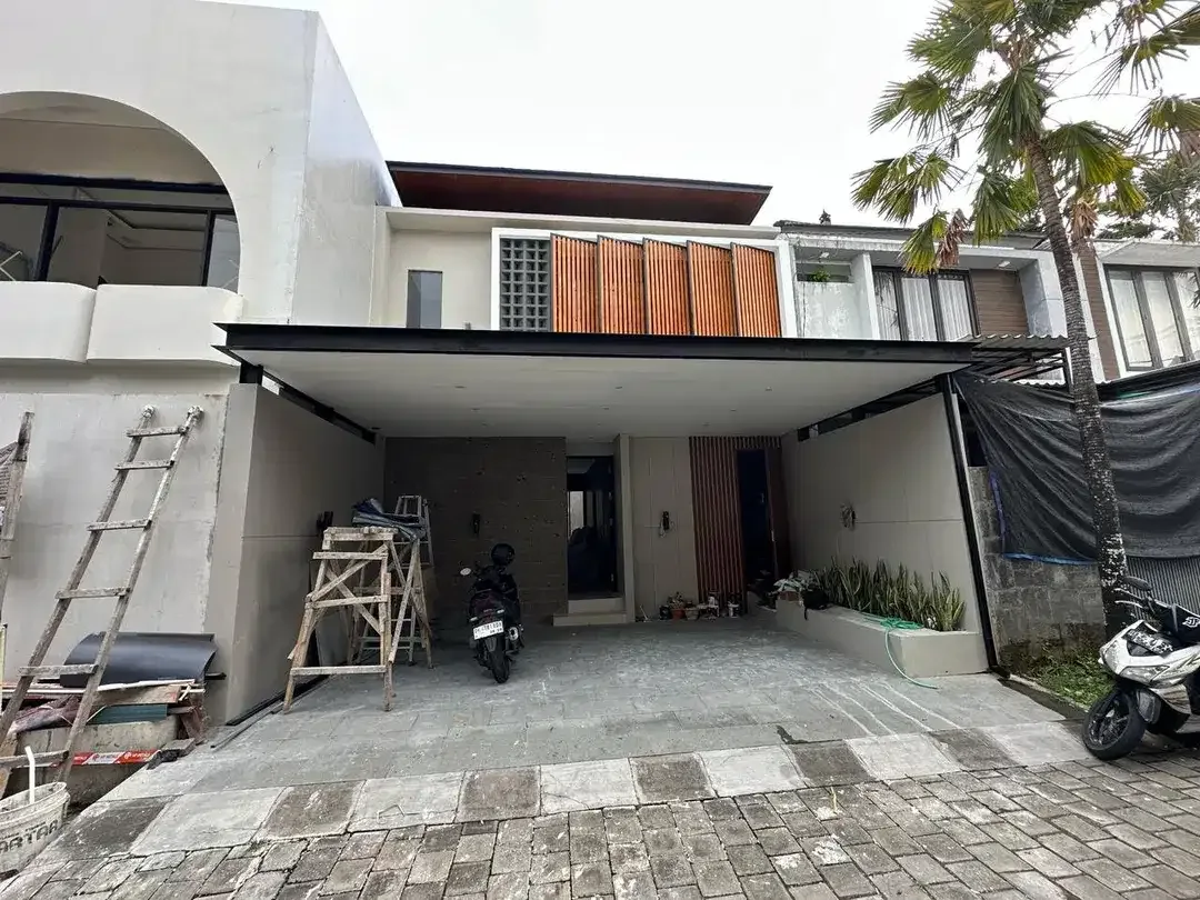 DI JUAL VILLA DI PADONAN DEKAT DENGAN CANGGU BADUNG BALI - Image 1 of 10