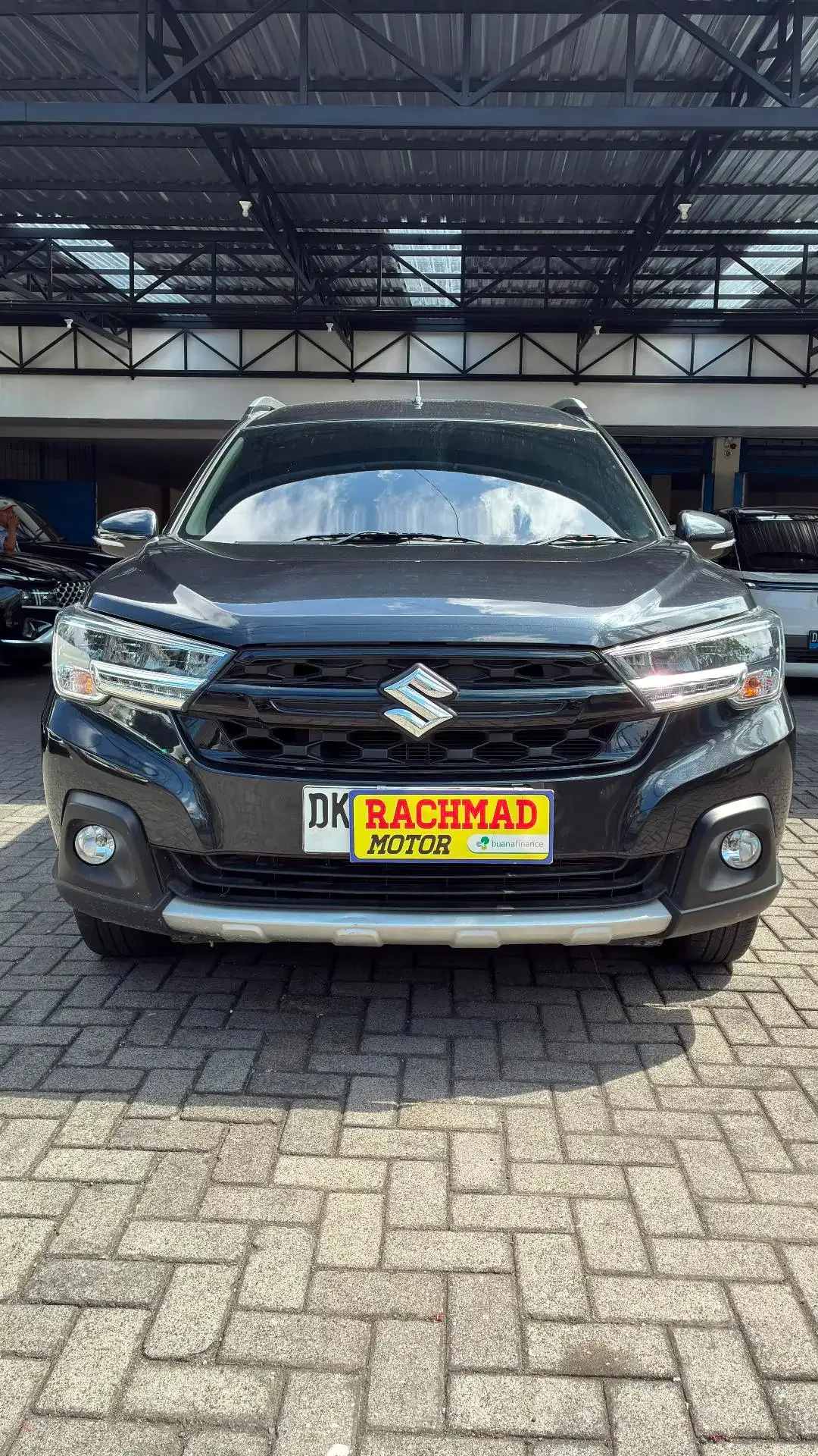 Suzuki XL 7 Beta hybrid'24 hitam met matic - Image 1 of 10