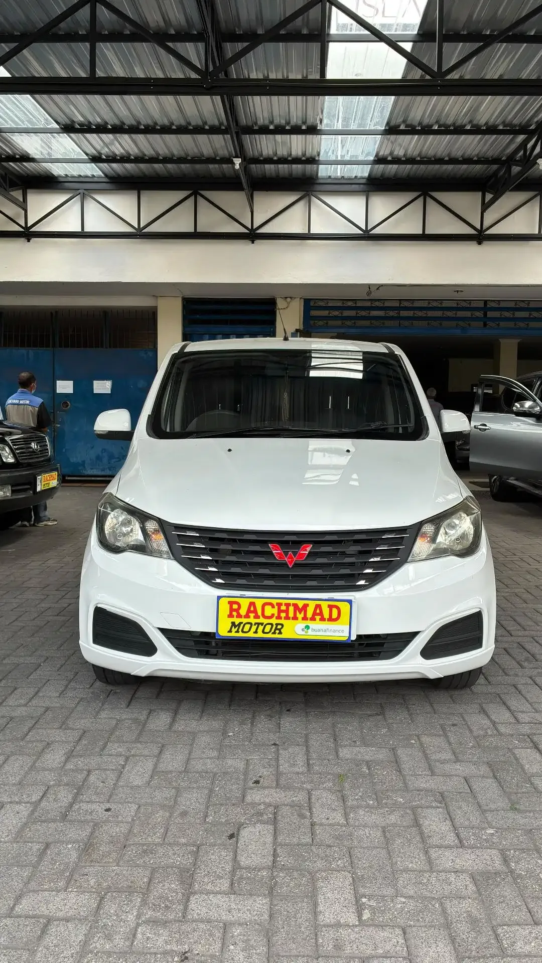 Wuling confero DB 2022 putih manual - Image 1 of 8