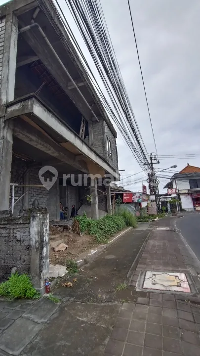 Rumah Semi Villa Tinggal Finishing di Daerah Dalung Badung Jual Rumahjalan Raya Dalung Badung - Badung - Image 2 of 4