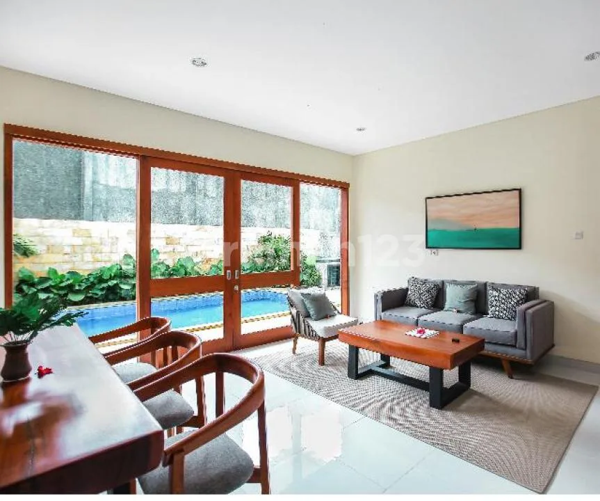 Luxury Vila For Rent 3 Bedroom Rooftop Fully Furnished At Ubud - Image 2 of 4