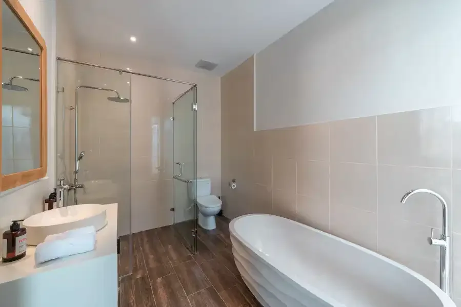 VILLA LEASEHOLD MODERN BEBAS BANJIR DI SEMINYAK - Image 10 of 10