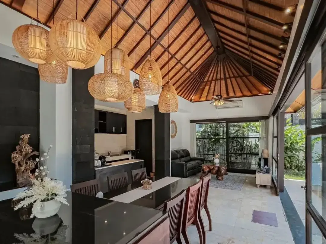 Premium 4-Bedroom Villa for Rent in Kerobokan Kelod – Peaceful Living Near Seminyak & Canggu - Image 3 of 10