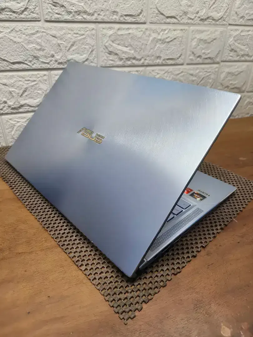 Asus Zenbook UM431DA AMD Ryzen 5 (8/512gb) 14 inch Slim NORMAL - Image 2 of 5
